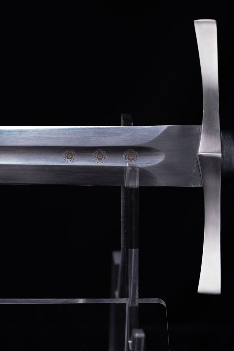 Spada Lunga Ravenfang